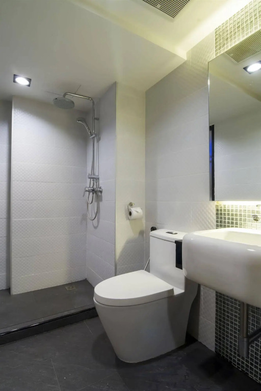 Eleven Avenue Suites Bangkok