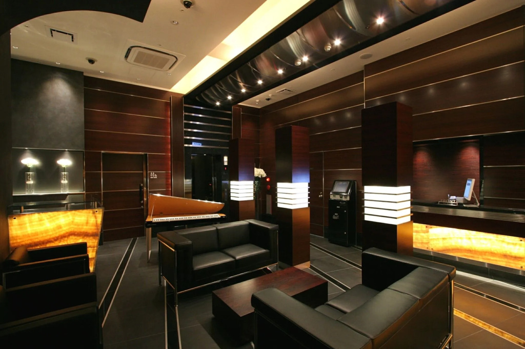 HOTEL THE GLANZ