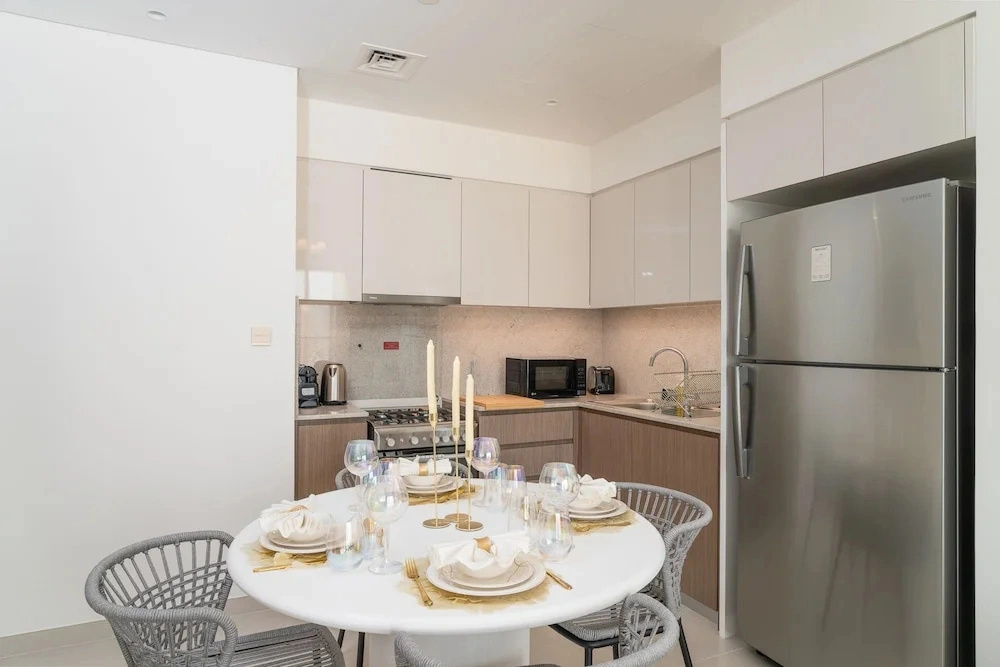 Nasma Holiday Homes - Burj Royale