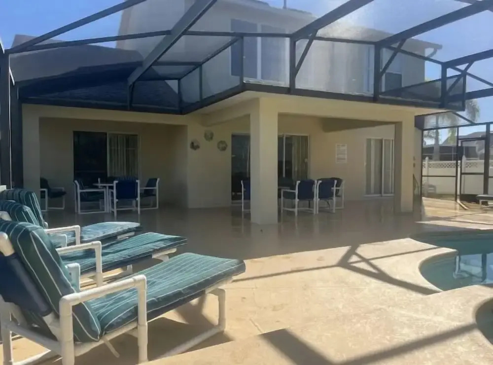 South Facing W/ Private Pool & Spa
