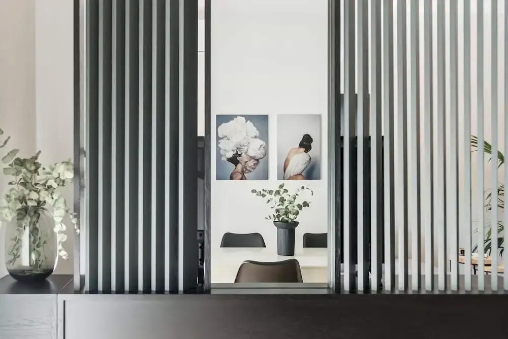 Central C&P Minimal Apartment