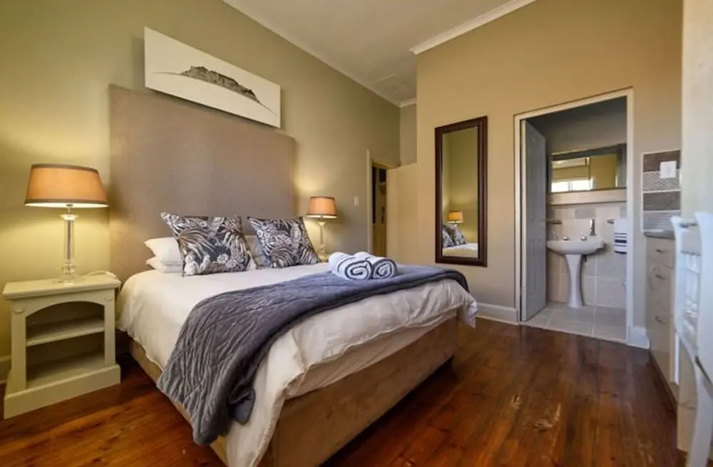 Leeuwenzee Guesthouse - Luxury Room With Self Catering