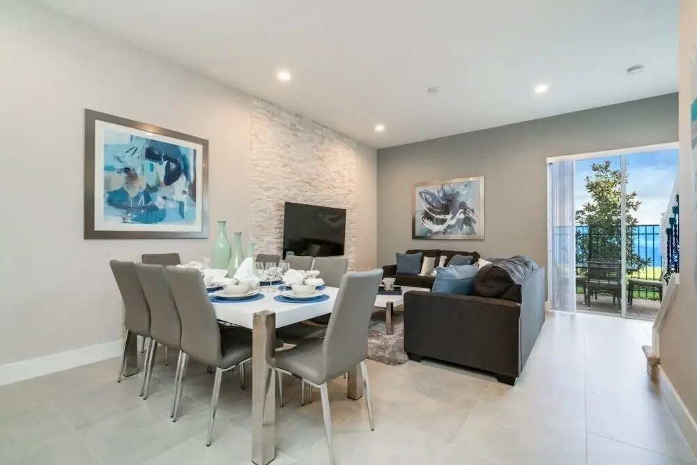 Amazing Location Modern Townhome Close To Disney