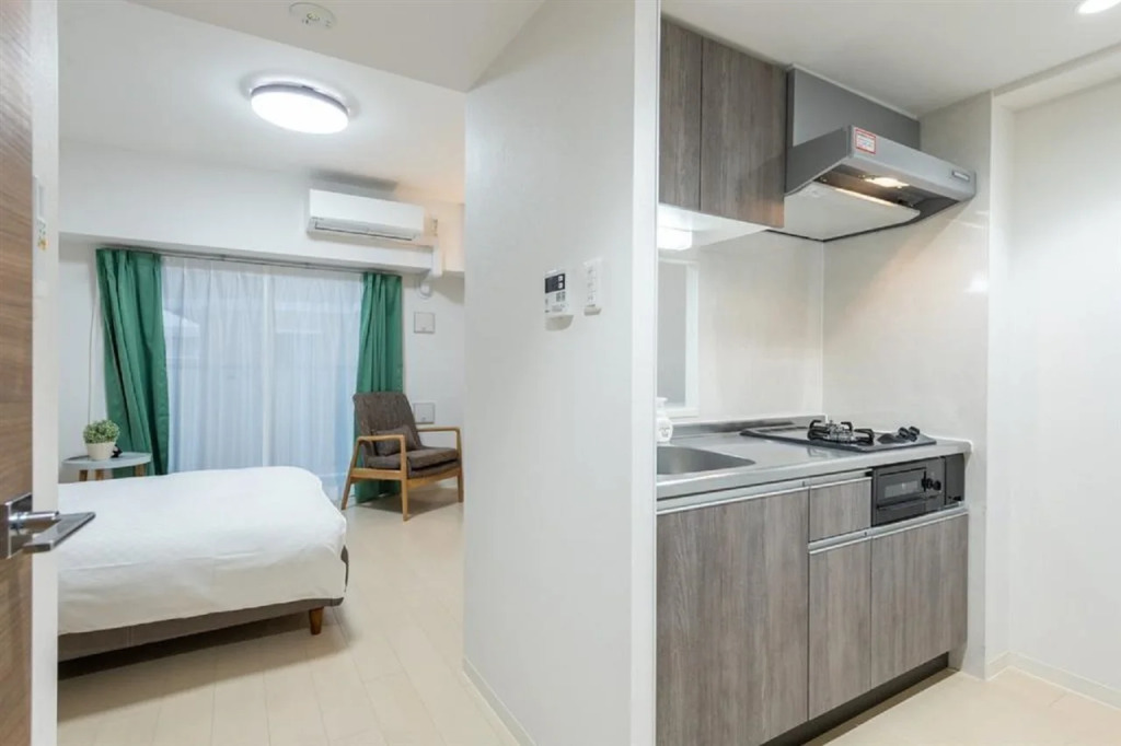 Happy Osaka House
