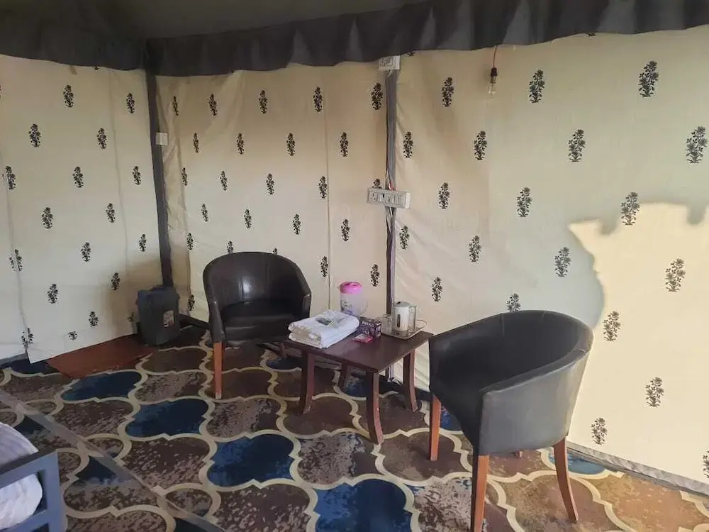 Desert Inn Camp