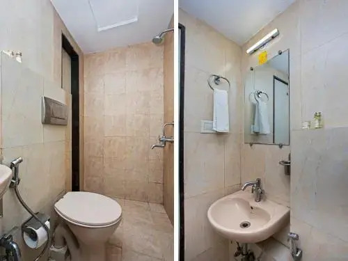 Iris Suites by OYO Rooms