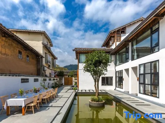 Yunshui ballad beautiful cloud night Guesthouse