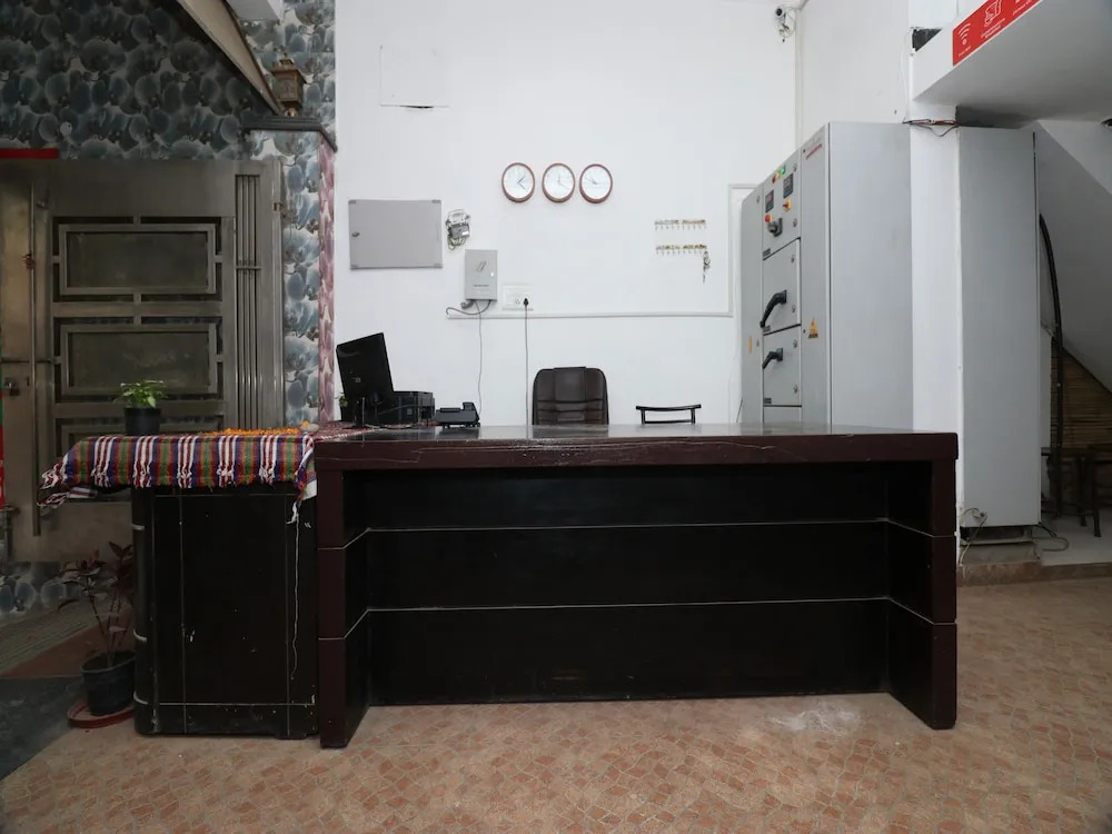 OYO 24108 Bamyan Hotel