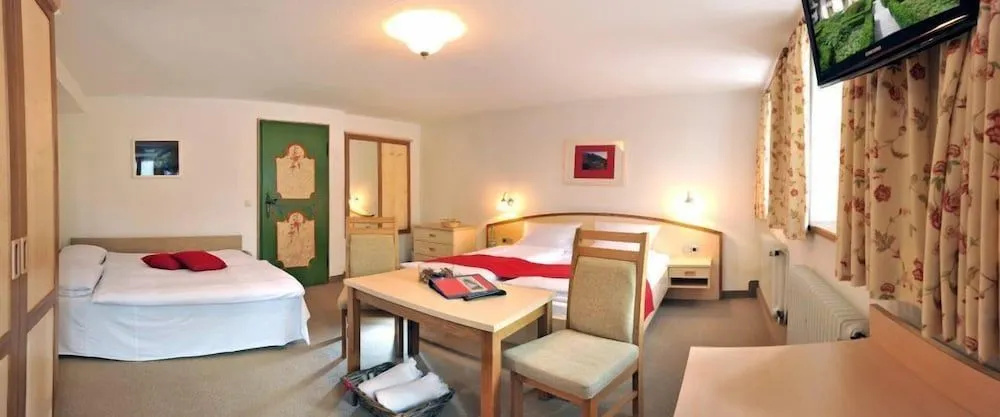 Gästehaus Enzianhof Hotel Garni