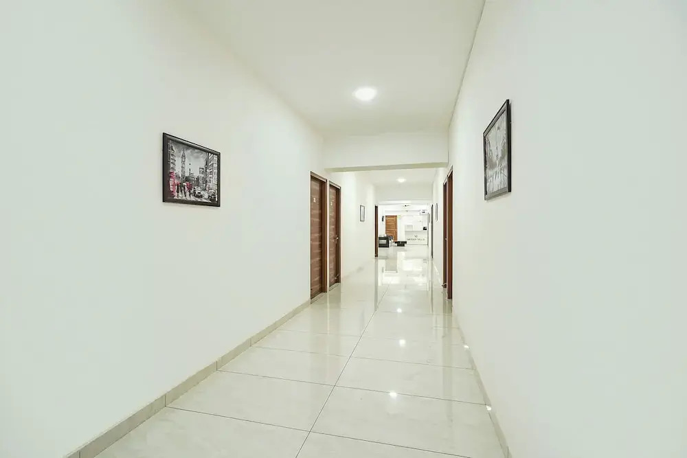 Fabhotel Urban Villa