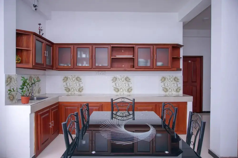 Oyo 380 Sapphire Home Stay