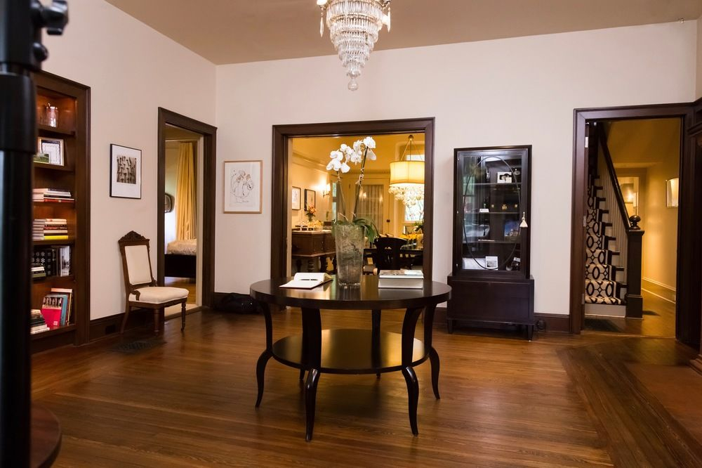Stonehurst Place Bed & Breakfast