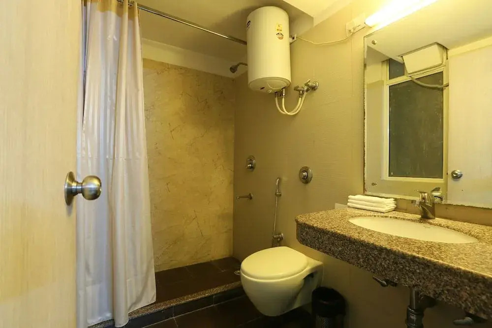 Green Lotus Airport Hotel