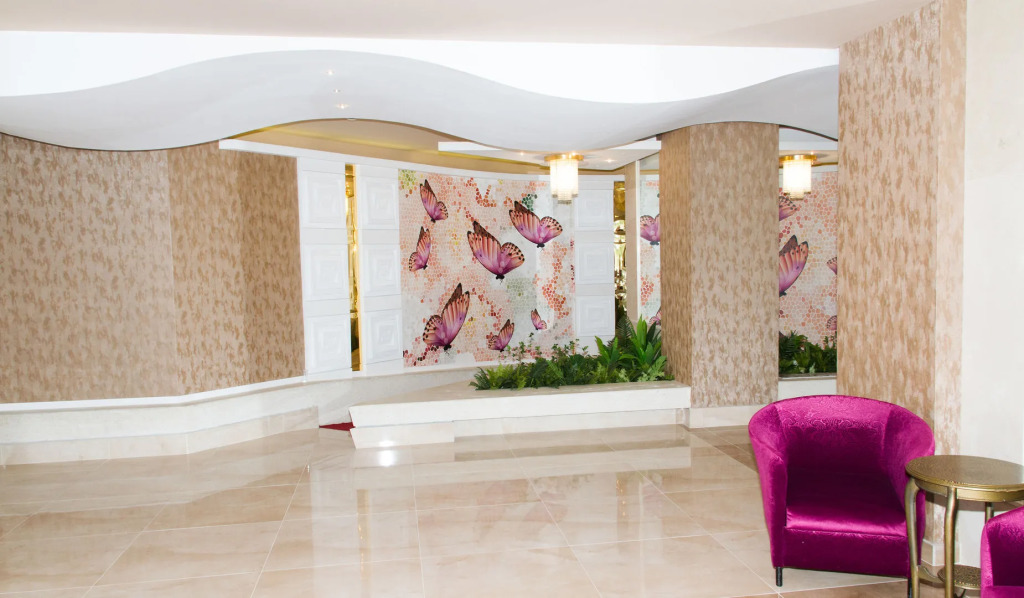 Europe Hotel & Casino All Inclusive