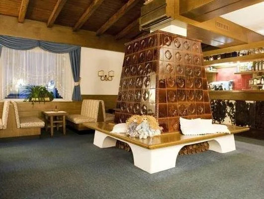 Hotel Alaska