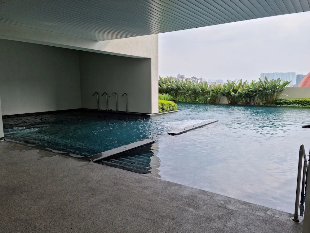Una Residence By Maya