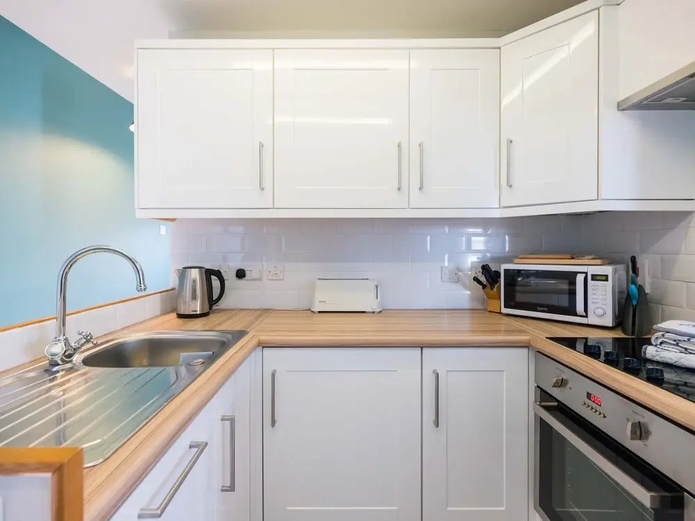 Pinewood Flat 5