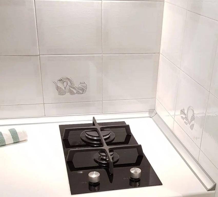 Rhome Sweet Rhome Suite