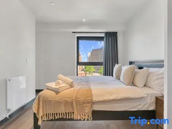Chic Luna Apartments near Wembley Park by MySquare