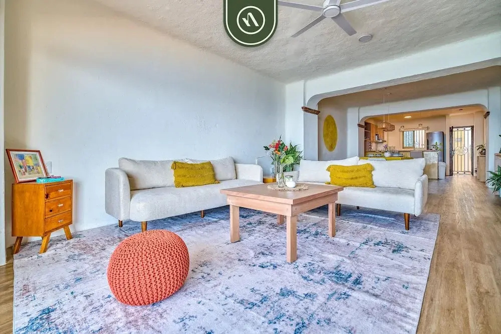 2BR Condo With Ocean View - Private Terrace