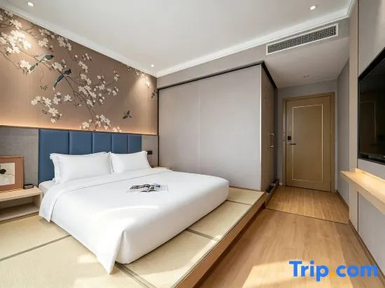 Sanhe  Hotel