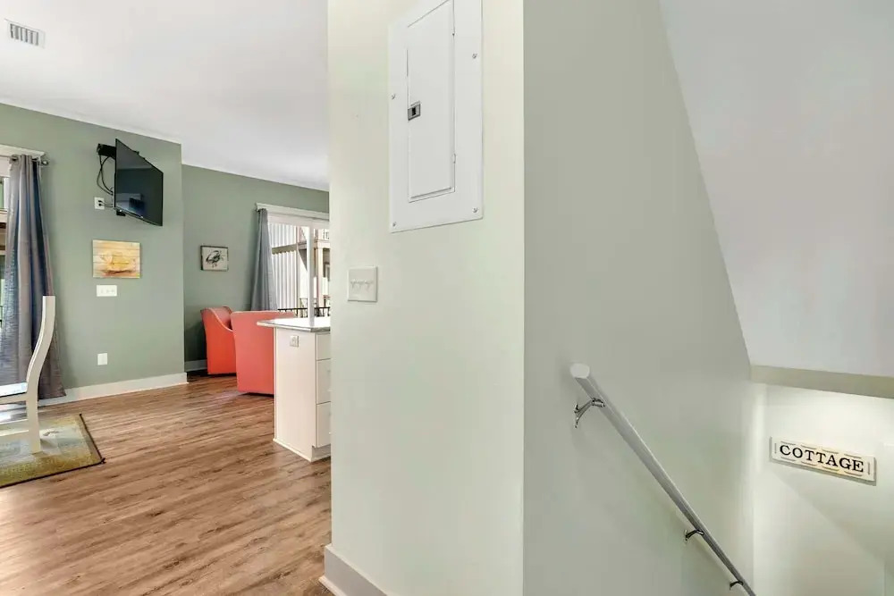 Little Lagoon Cottage for 8 - Free Activities