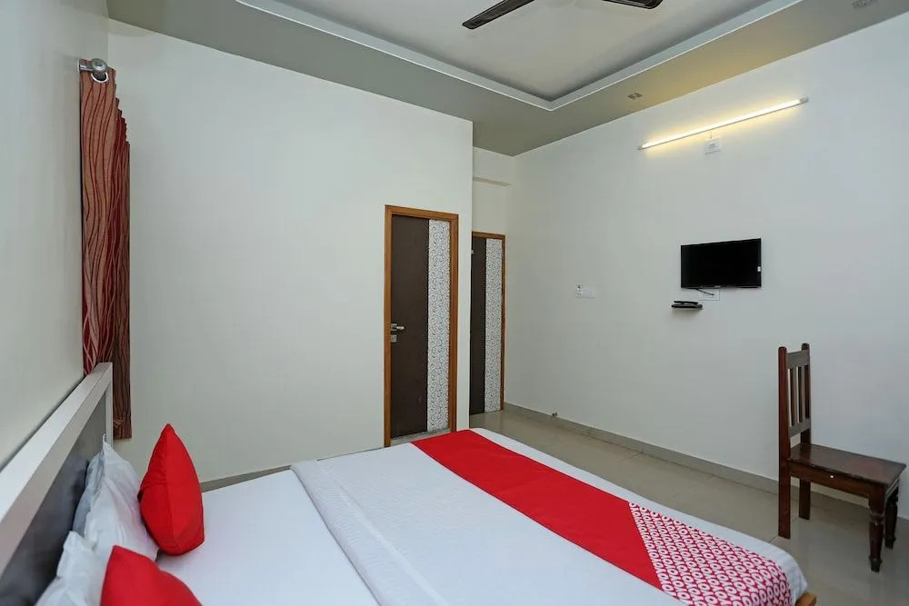 OYO 16646 Hotel Jyoti