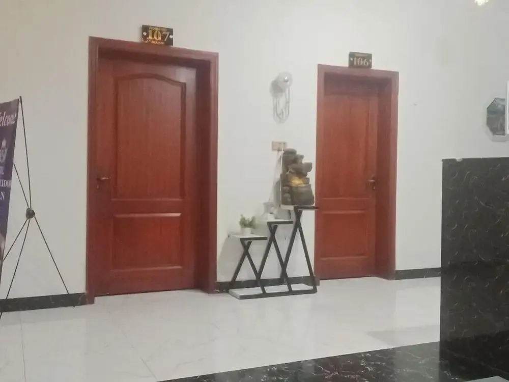 Hotel Roomi Rezidor Multan