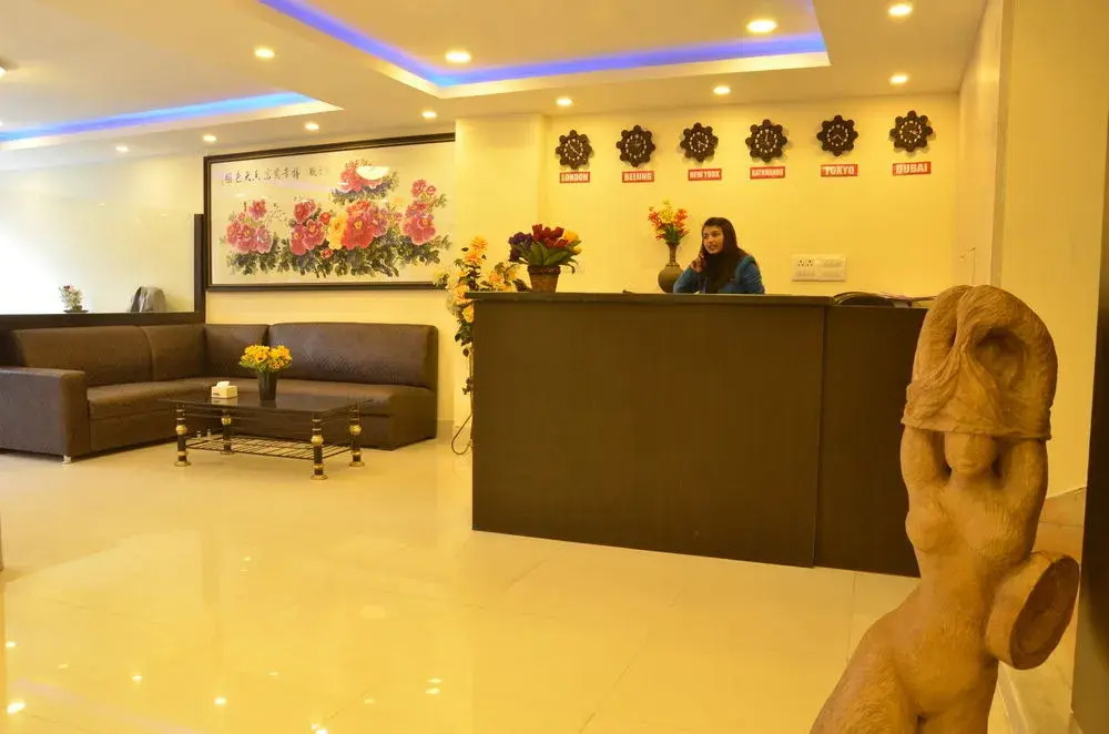 OYO 120 Hotel Tayoma