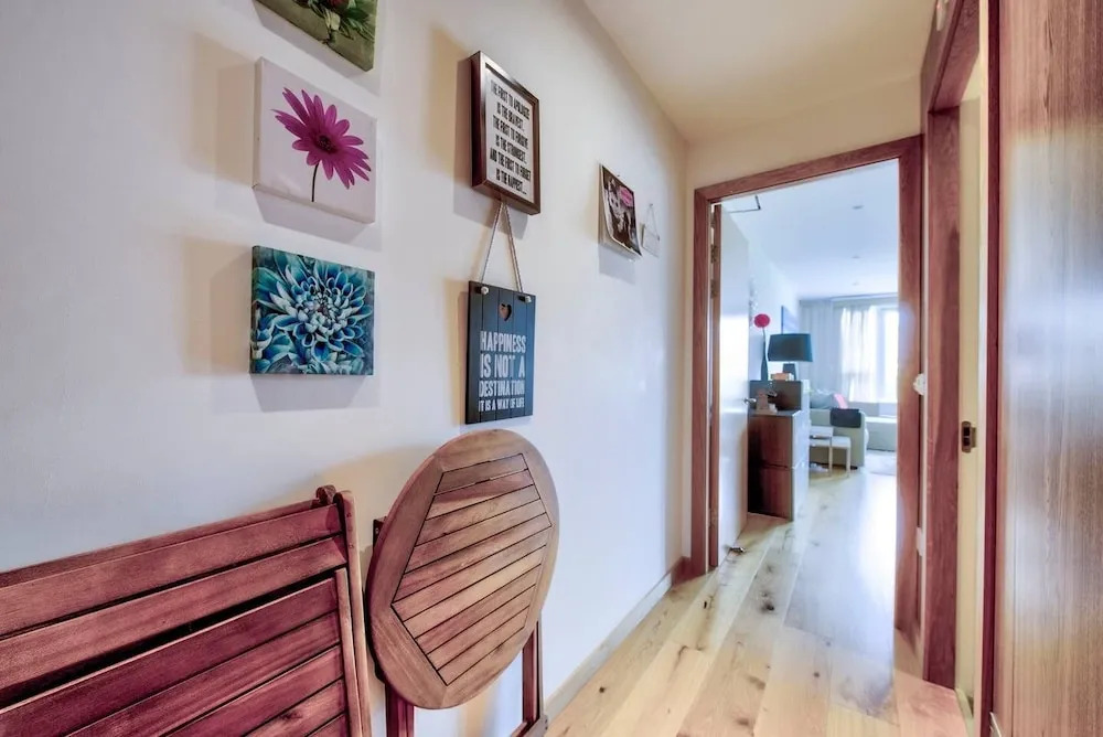 Bright, Modern 1 Bed in Melvin Walk