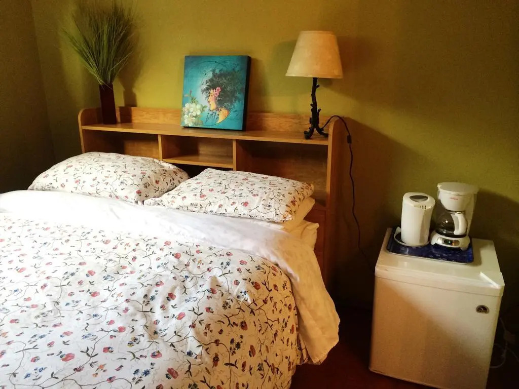 Rockaboo Inn