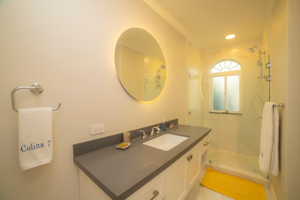 Colina 7C - 3 bdr 2 Bath