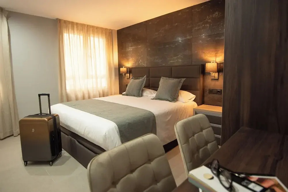 Agora Hostal