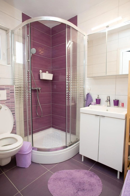 Apartman Matej with pool Povljana