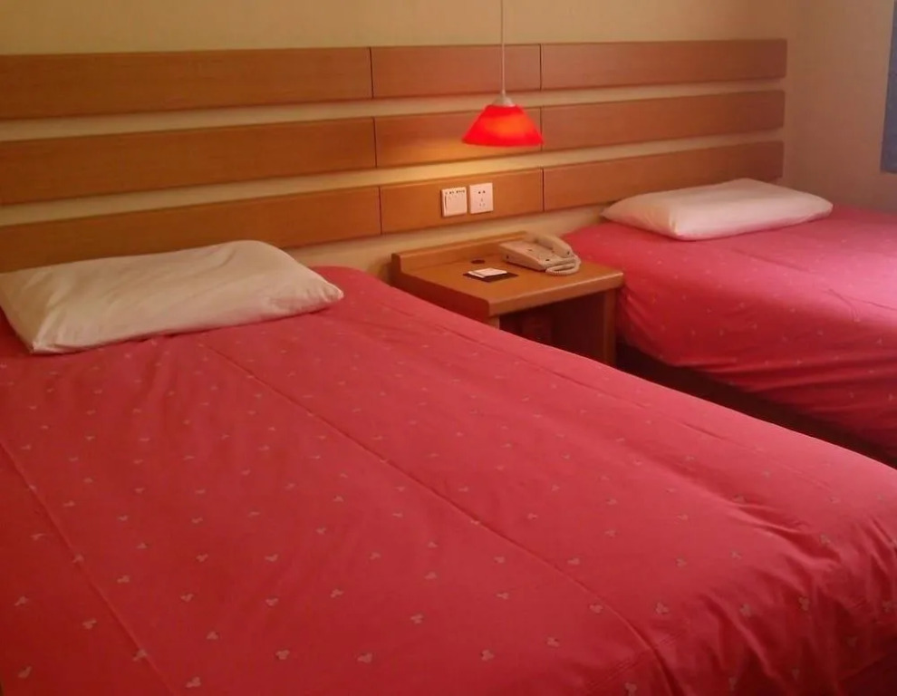 Home Inn Chengdu Jichang Road