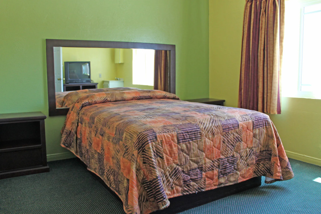 Antonio Hotel