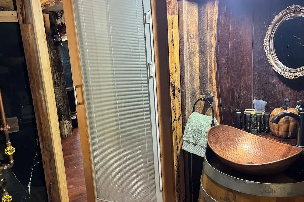 Nearby Trails: 1BR Apartment w/ W & D
