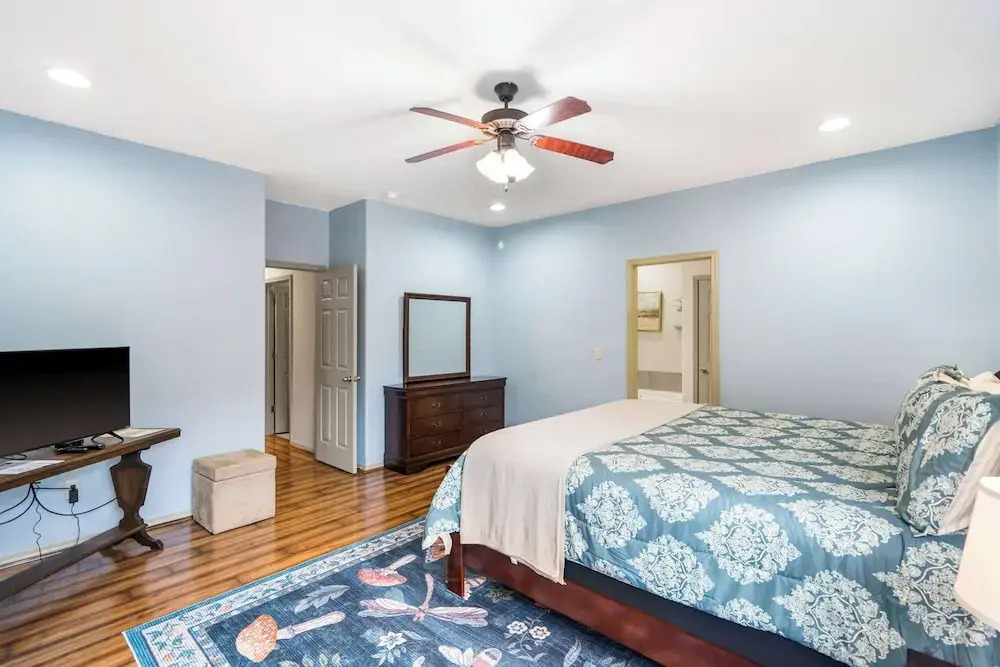The Charming Retreat For 6!