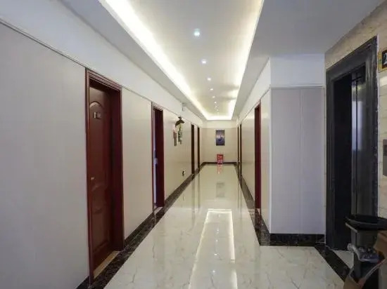 Dolphin Bay Hotel