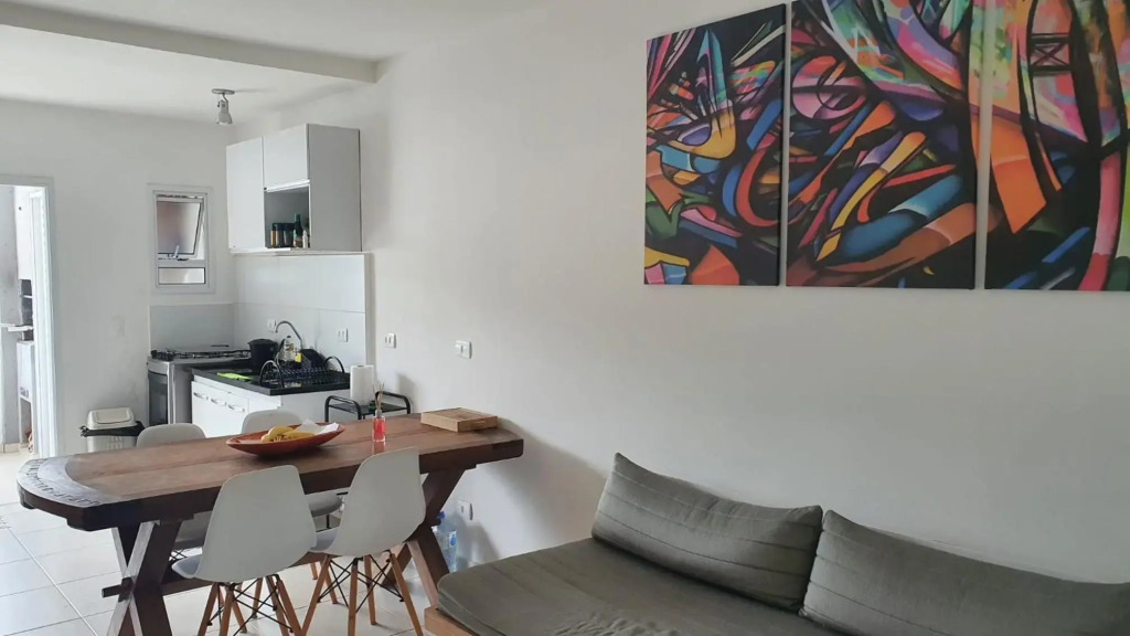 Apartamento com piscina em Ubatuba perto da praia