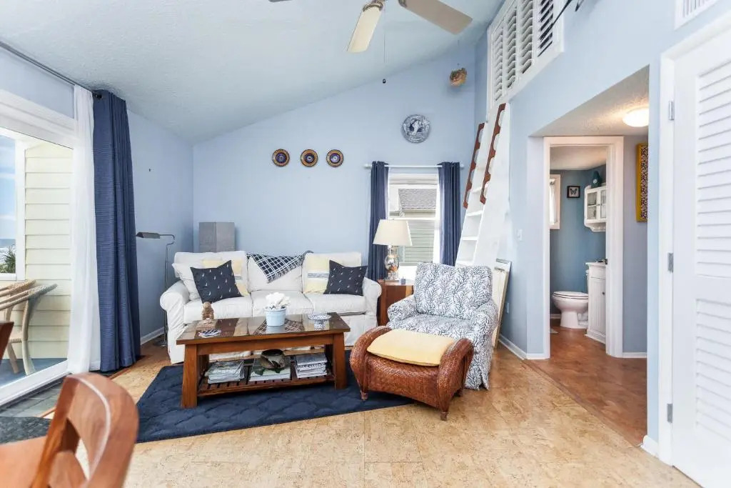 Quail Hollow B2-1U, 1 Bedroom, Sleeps 2, Ocean Front, Pool, Tennis, WiFi