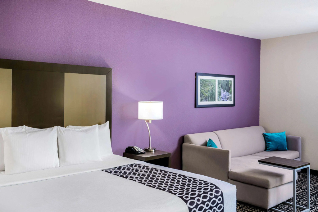La Quinta by Wyndham Houston Cypress