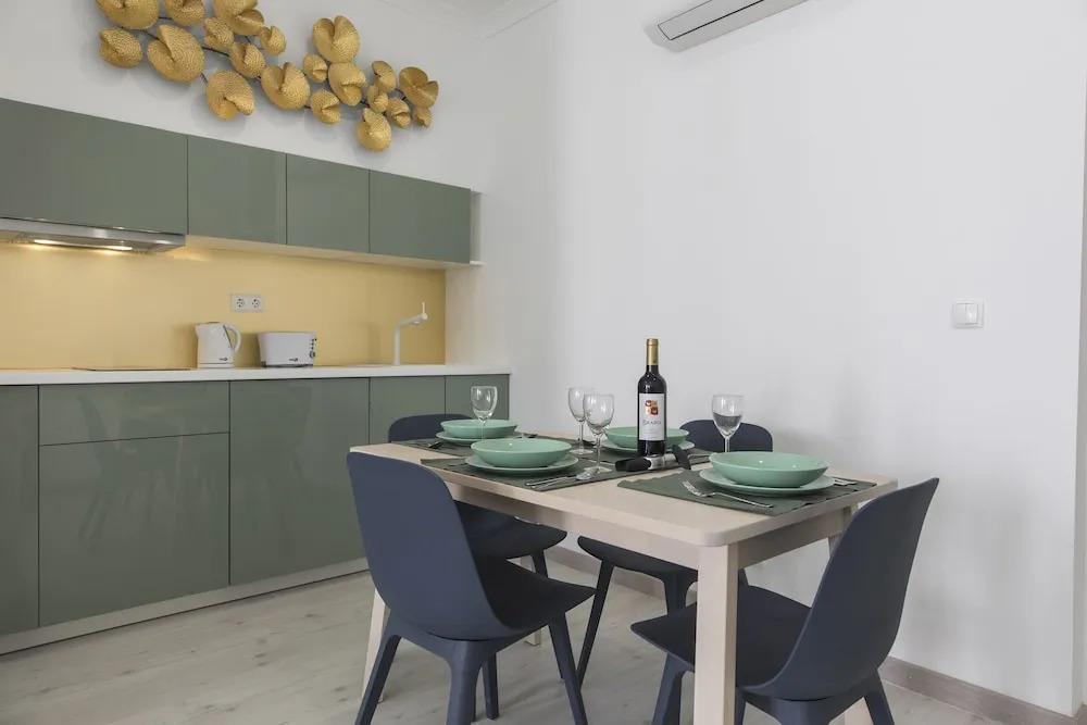 Principe Real Elegant flat with terrace