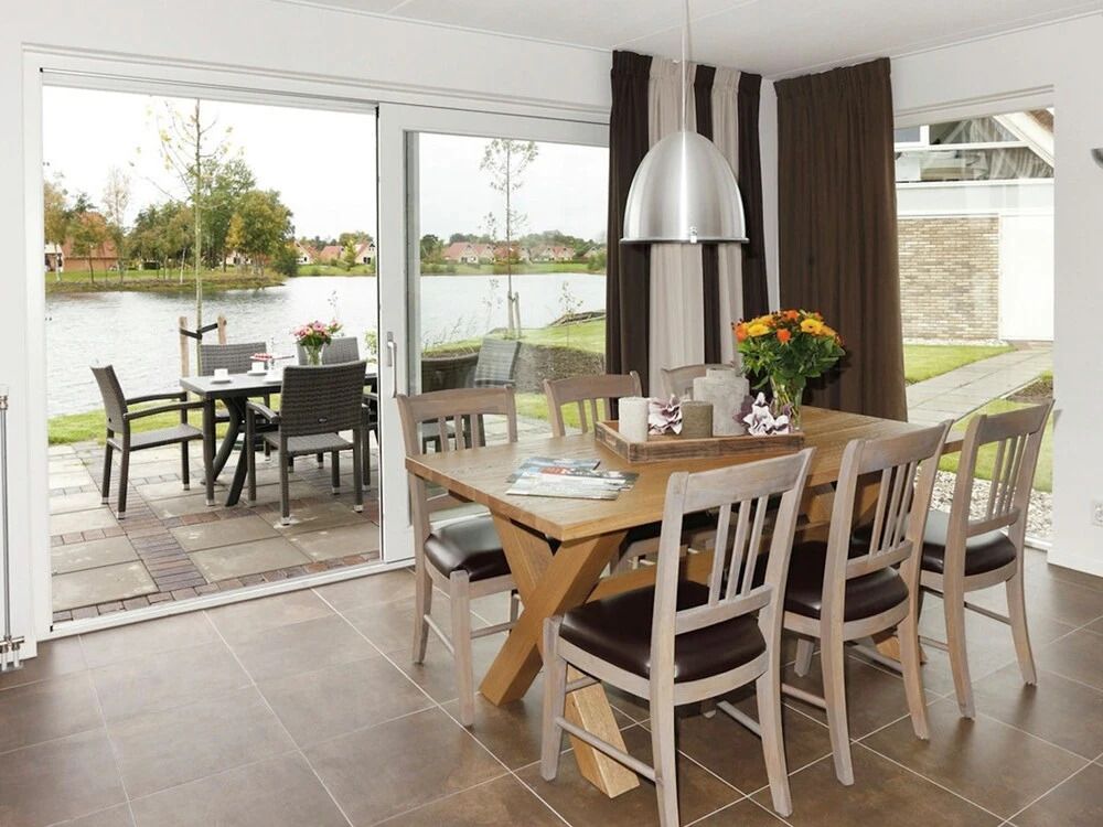 Spacious Holiday Home With Garden