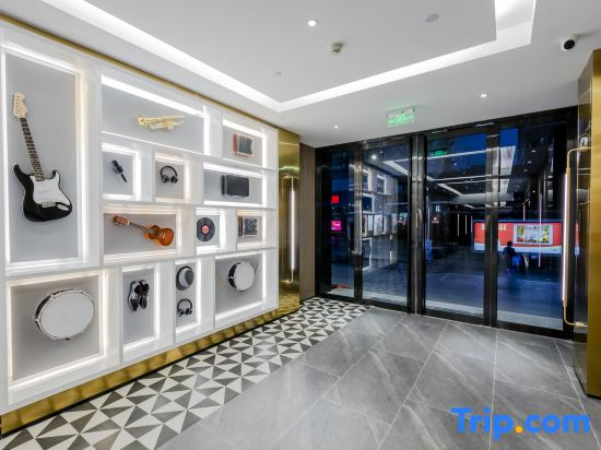 Homeinn Plus Hotel (Hangzhou West Lake Pedestrian Street Hubin Intime)
