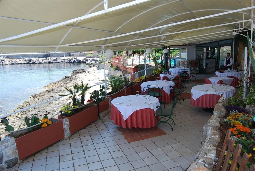 Hotel Portorais