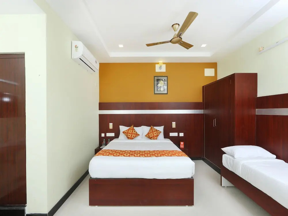 Hotel Ramcharan Residency, Tirupati