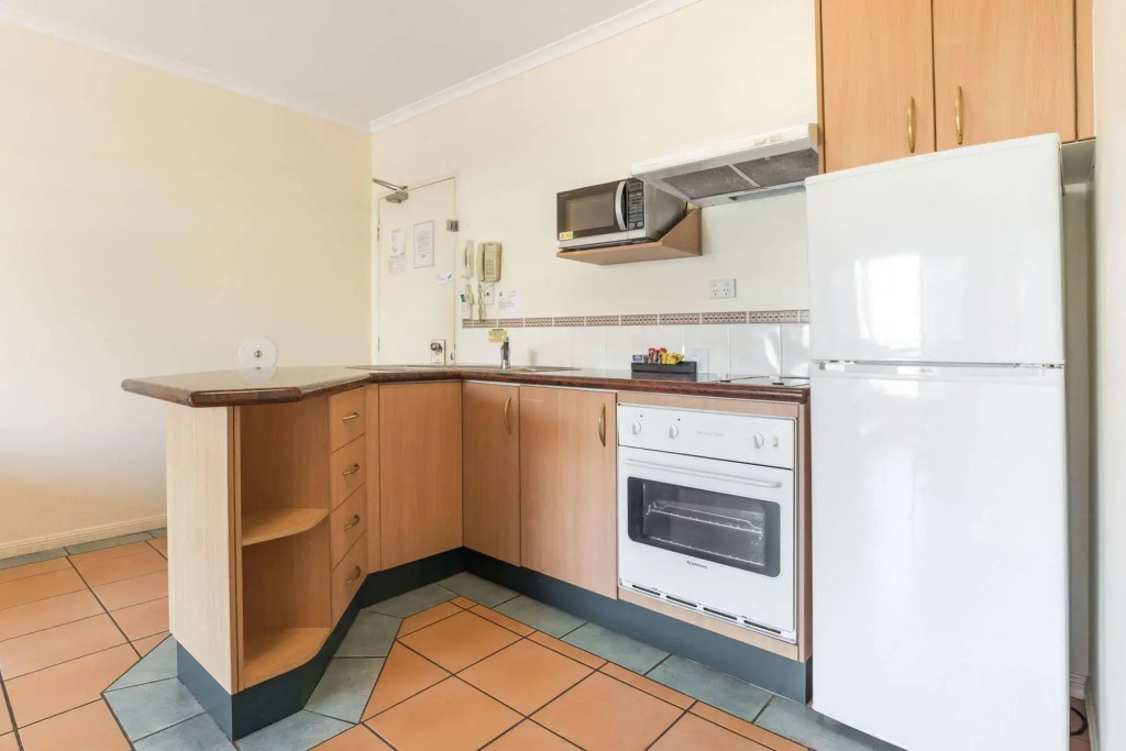 Mid City Luxury Suites