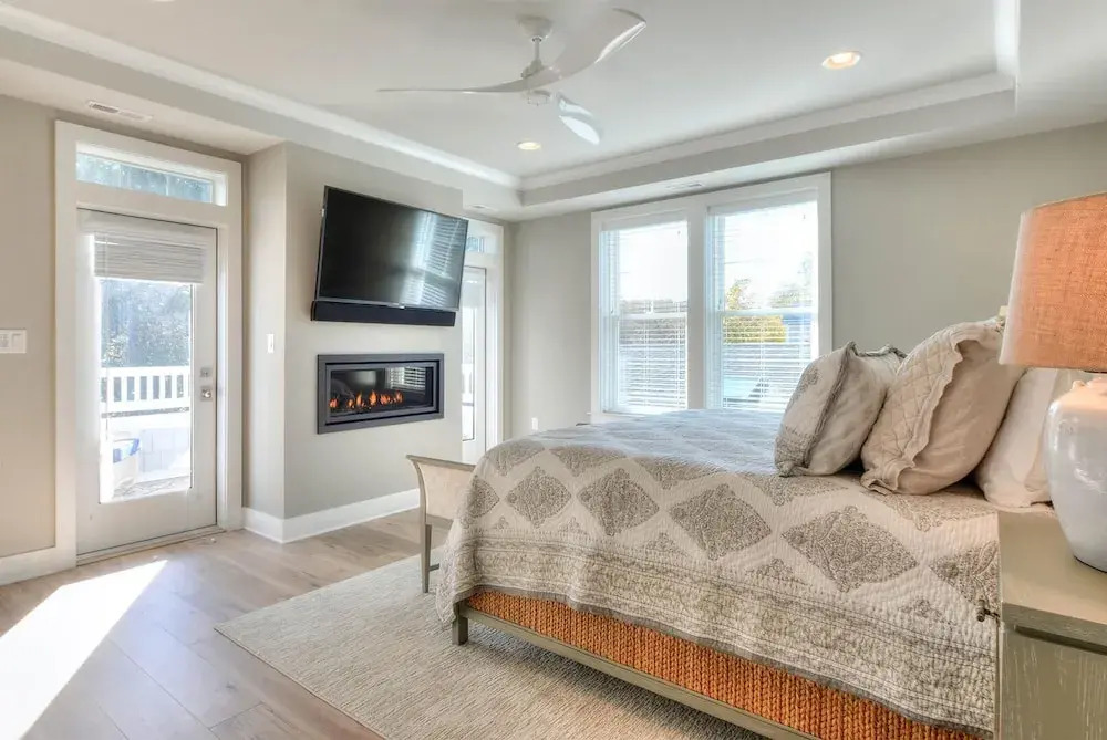 Laurel Street 306