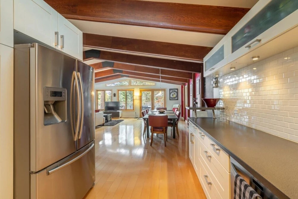 Truckee Contemporary Oasis
